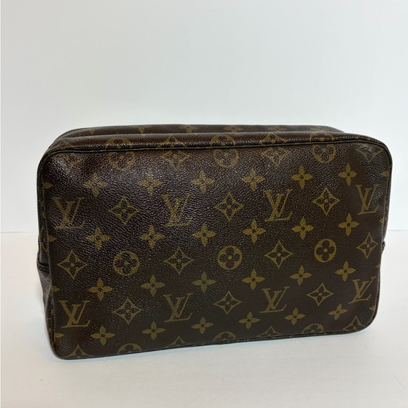Louis Vuitton Other - Louis Vuitton Trousse 28 Bag